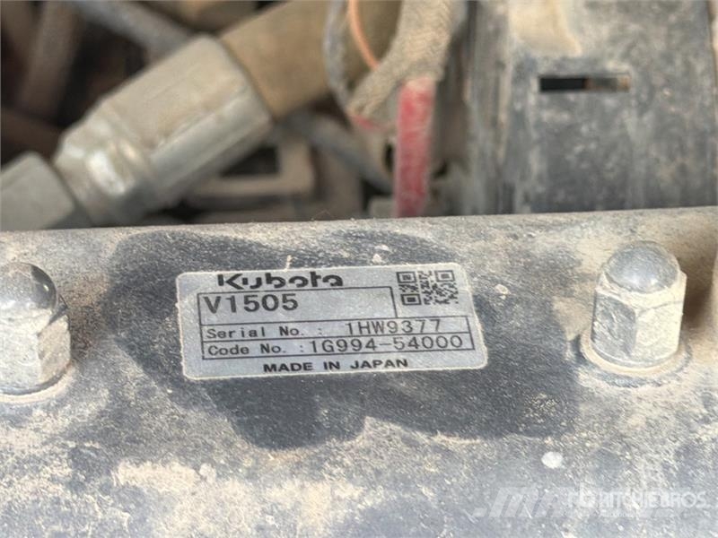 Bobcat S100 Мини-погрузчики