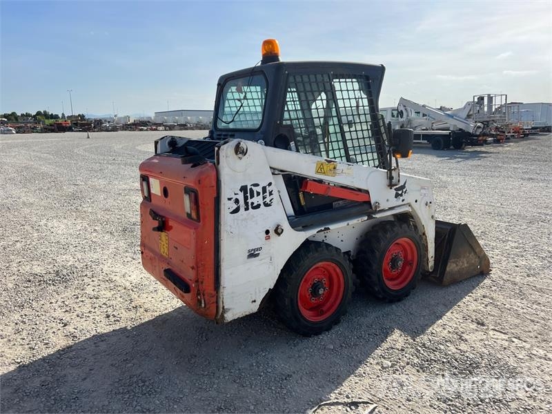 Bobcat S100 Мини товарачи