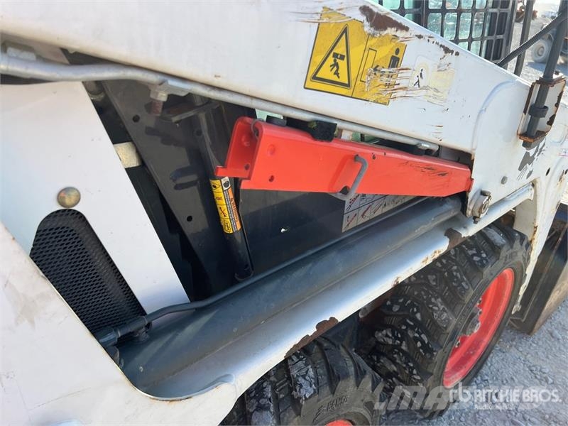 Bobcat S100 Мини товарачи