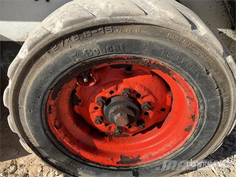 Bobcat S100 Ładowarki burtowe
