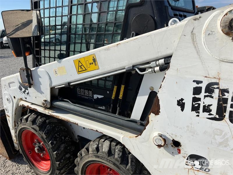 Bobcat S100 Мини товарачи