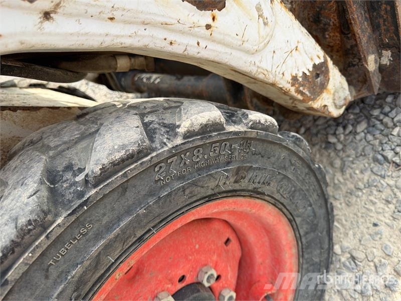 Bobcat S100 Мини-погрузчики