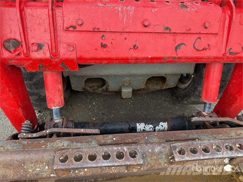 Bobcat S100 Мини-погрузчики