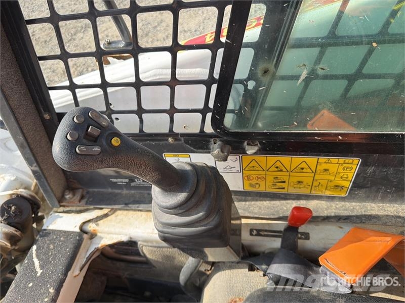 Bobcat S100 Мини-погрузчики