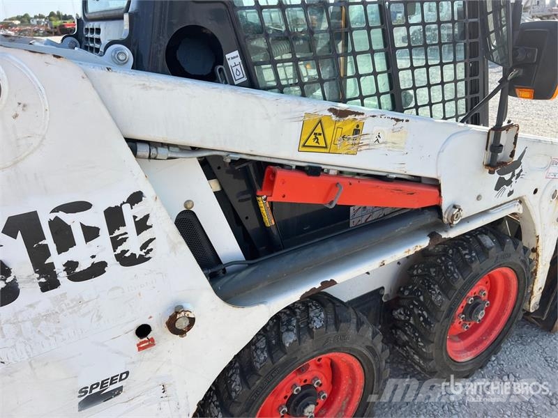Bobcat S100 Мини товарачи
