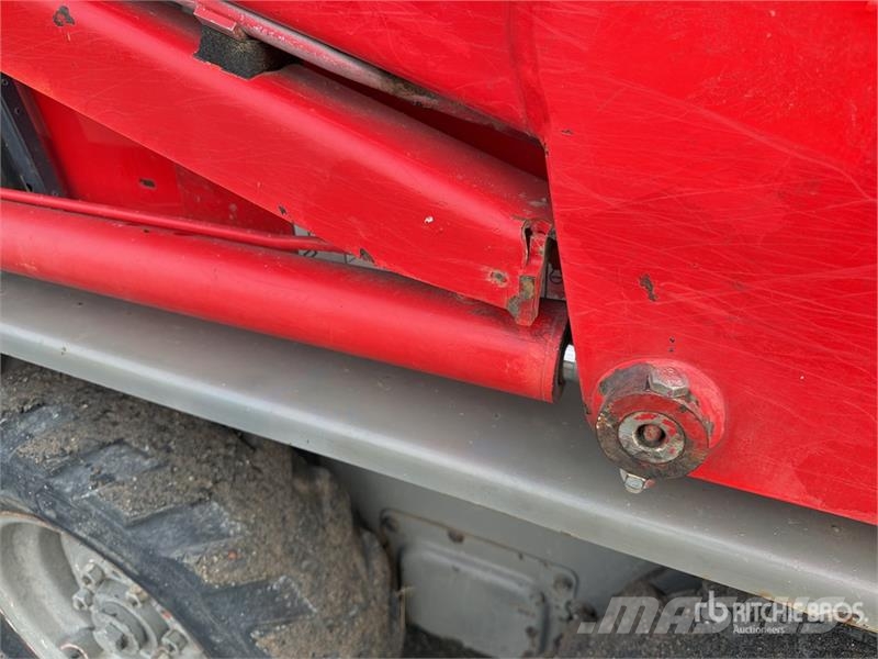 Bobcat S100 Мини-погрузчики