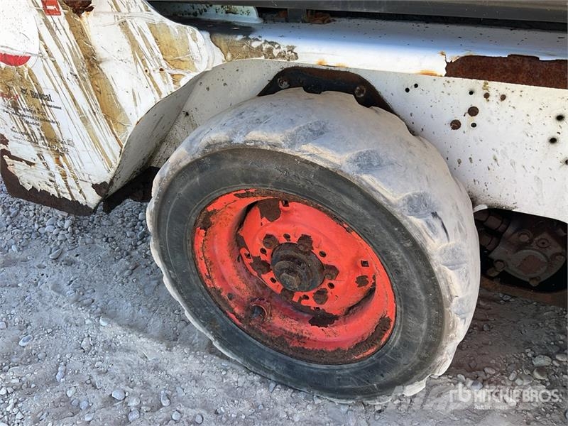 Bobcat S100 Ładowarki burtowe