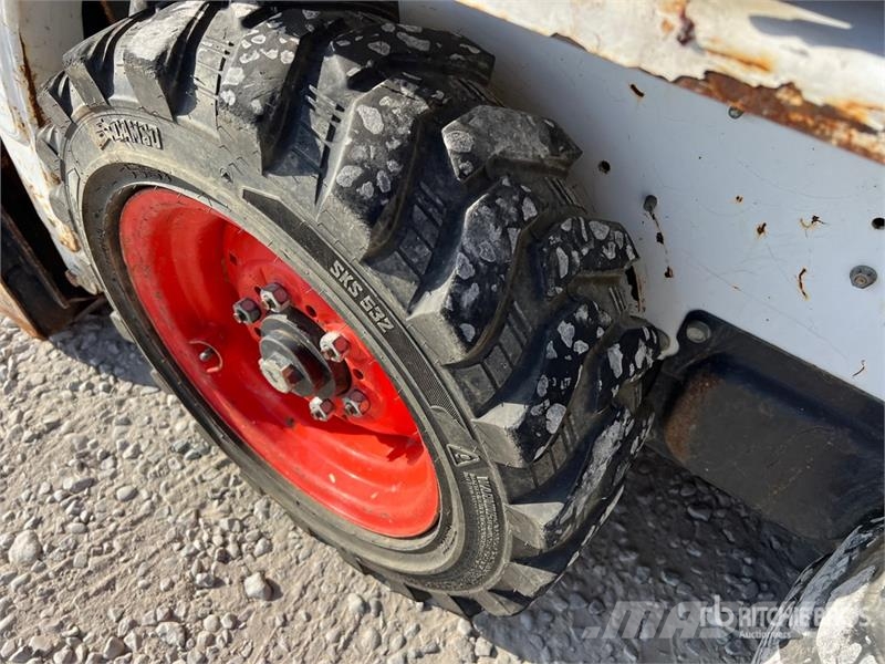 Bobcat S100 Мини товарачи