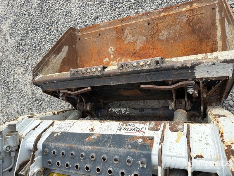 Bobcat S100 Мини-погрузчики
