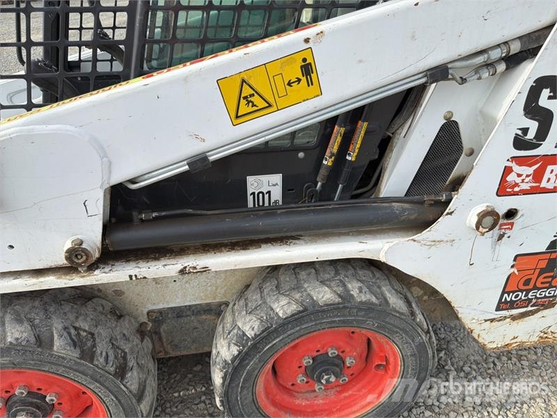 Bobcat S100 Мини-погрузчики