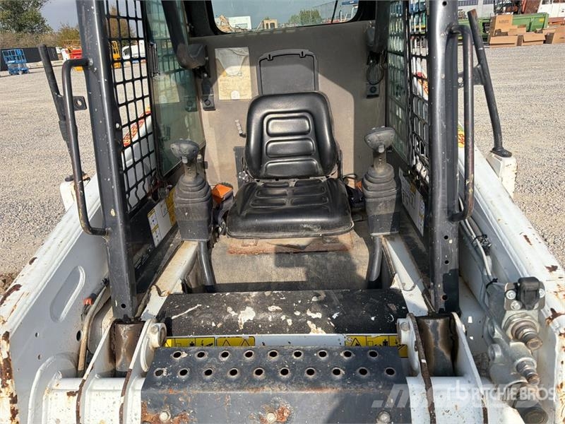 Bobcat S100 Мини-погрузчики