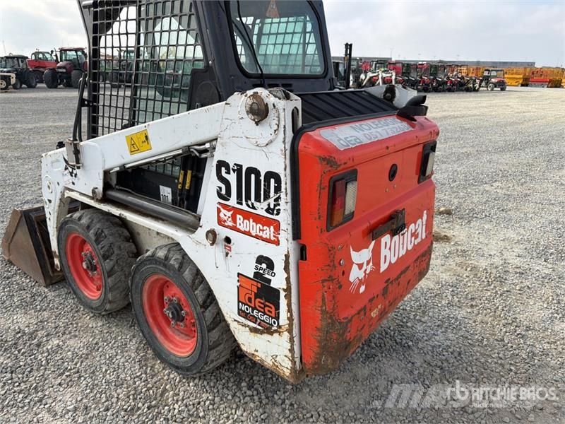 Bobcat S100 Мини-погрузчики