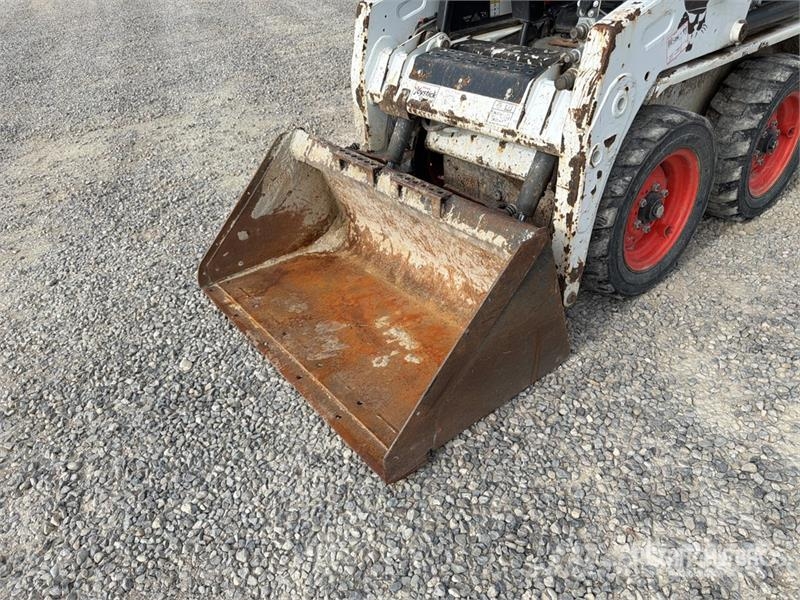 Bobcat S100 Мини-погрузчики