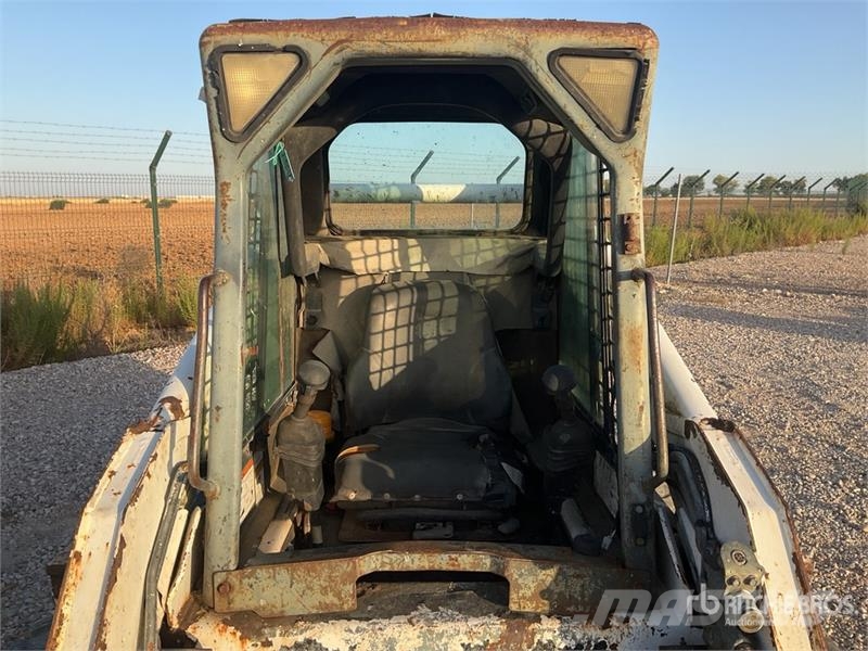 Bobcat S185 Skid steer loaders