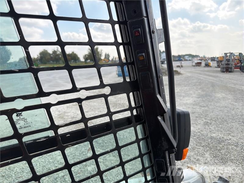 Bobcat S450 Мини-погрузчики
