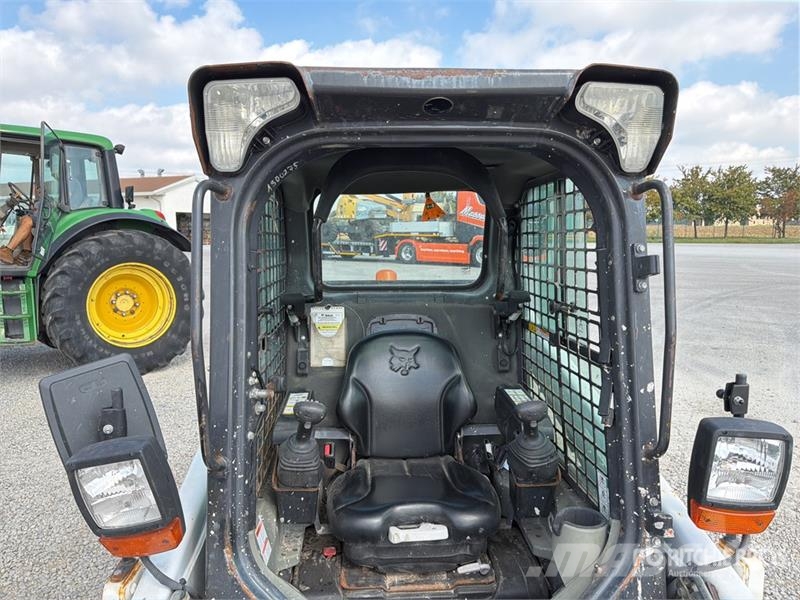 Bobcat S450 Мини-погрузчики