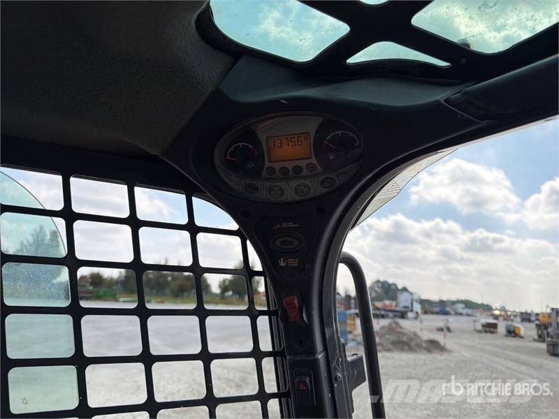 Bobcat S450 Мини-погрузчики