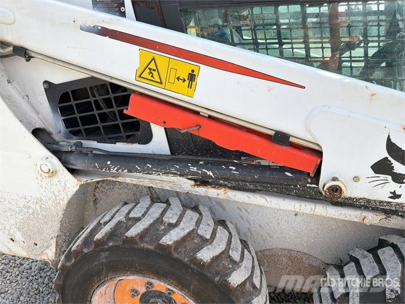 Bobcat S450 Мини-погрузчики
