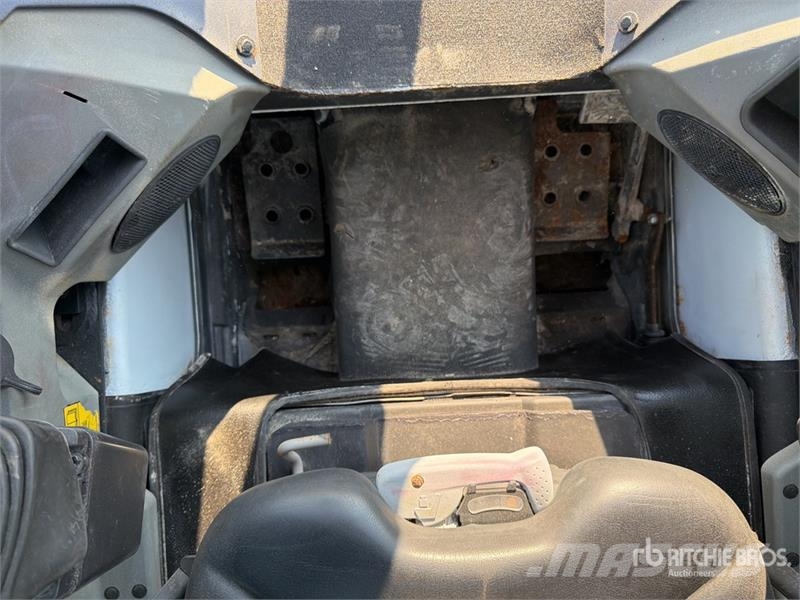 Bobcat S450 Skid steer mini utovarivači