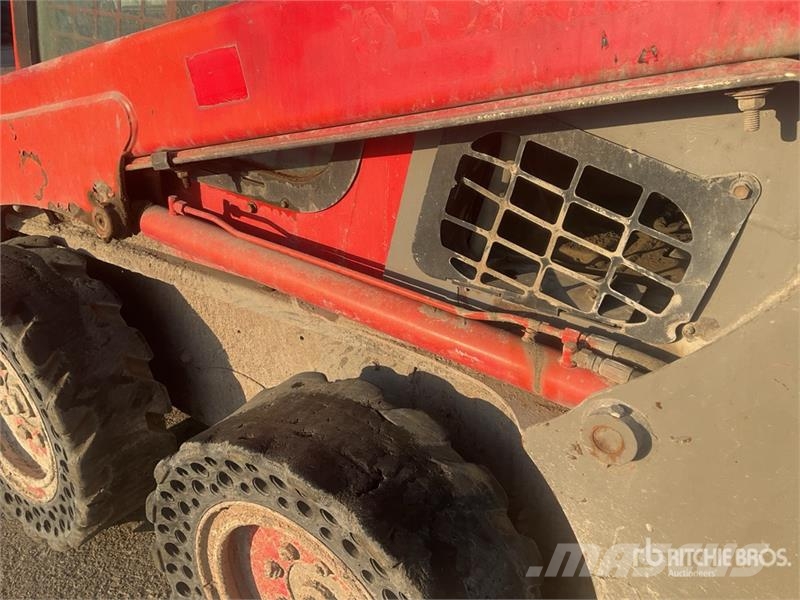 Bobcat S450 Skid steer loaders