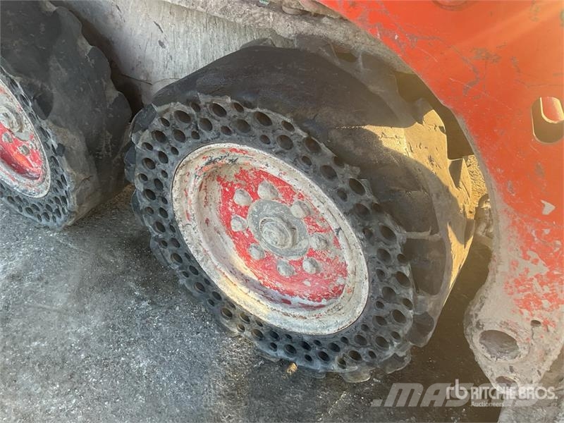 Bobcat S450 Skid steer loaders