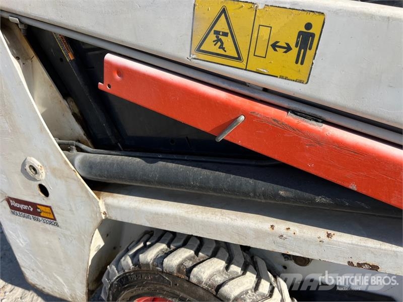 Bobcat S70 Liukuohjatut kuormaajat