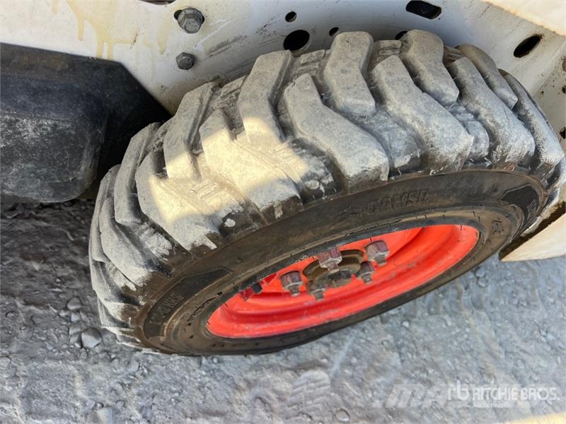 Bobcat S70 Liukuohjatut kuormaajat