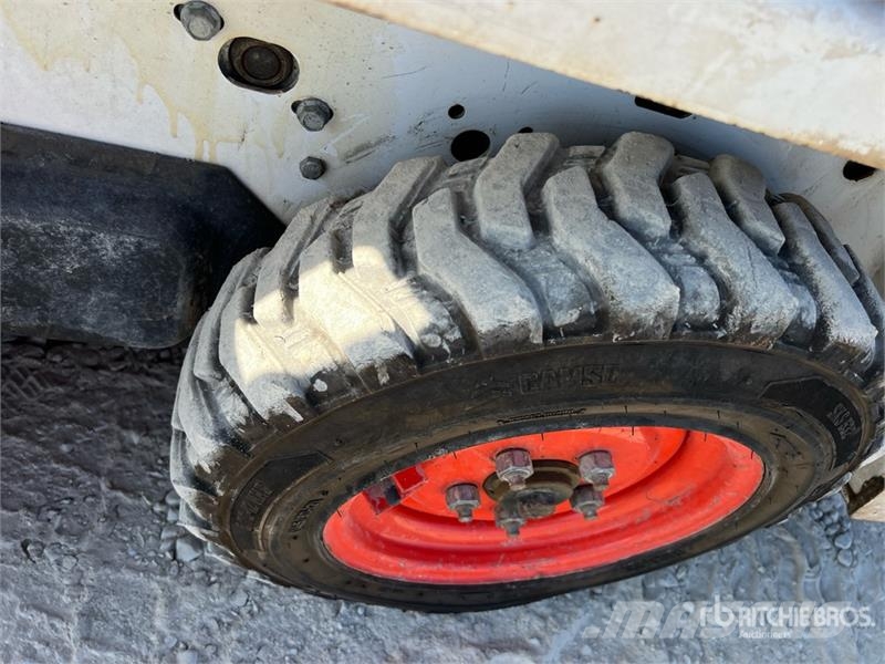Bobcat S70 Liukuohjatut kuormaajat