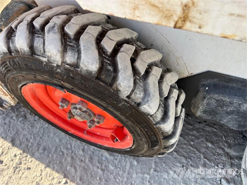 Bobcat S70 Liukuohjatut kuormaajat