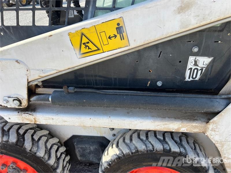 Bobcat S70 Liukuohjatut kuormaajat