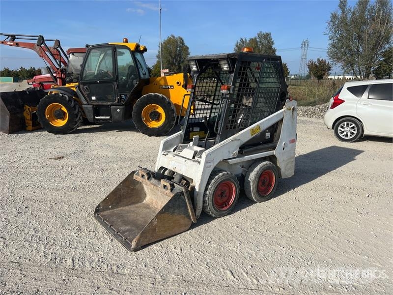 Bobcat S70 Liukuohjatut kuormaajat