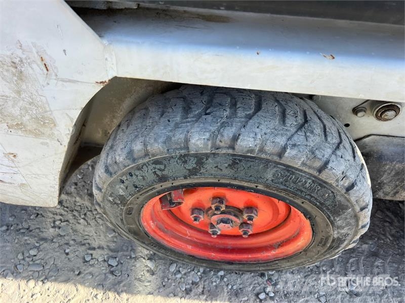 Bobcat S70 Liukuohjatut kuormaajat