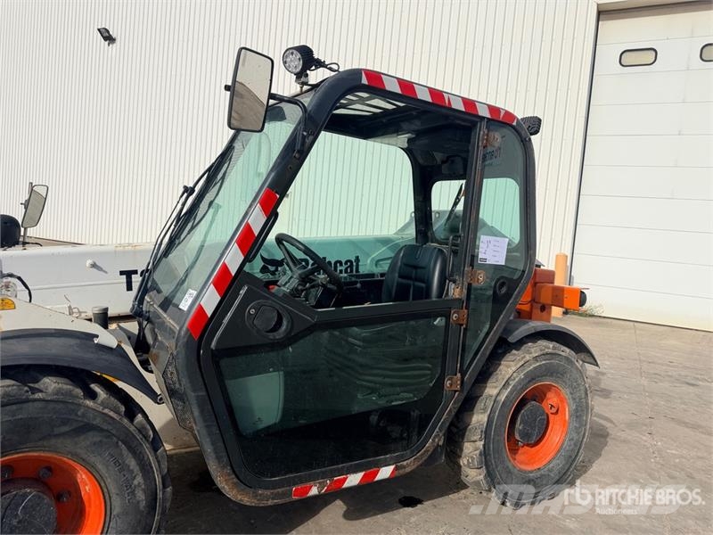 Bobcat T2250 Chariot Telescopique Telehandler مناولات متداخلة