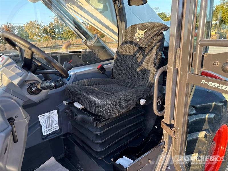 Bobcat T40.180SLPRC Telehandler مناولات متداخلة