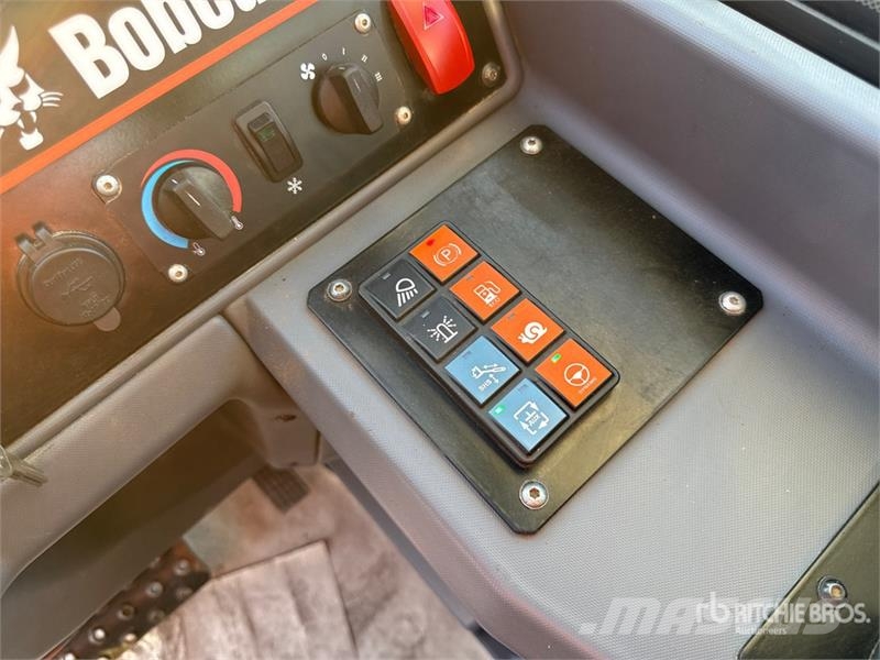 Bobcat T40.180SLPRC Telehandler مناولات متداخلة