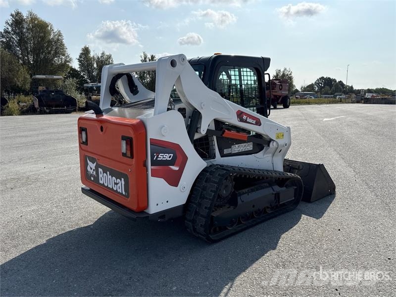 Bobcat T590 Smykem řízené nakladače