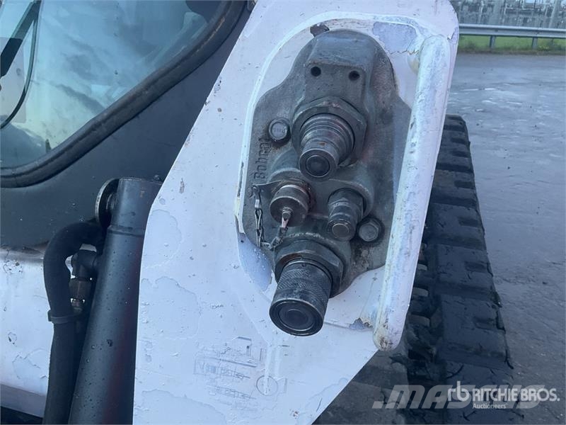 Bobcat T590 لوادر انزلاقية التوجيه