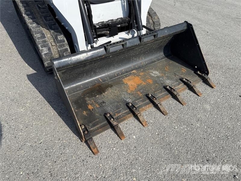 Bobcat T590 Carregadoras de direcção deslizante