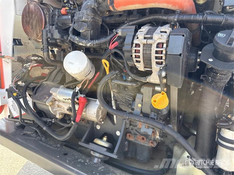 Bobcat T590 Carregadoras de direcção deslizante