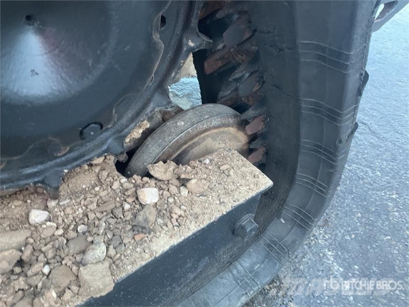 Bobcat T590 لوادر انزلاقية التوجيه
