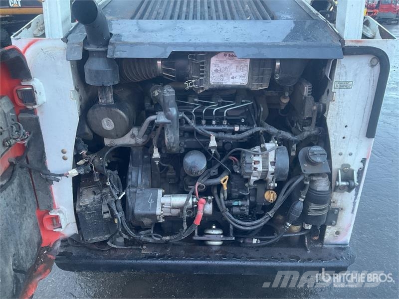 Bobcat T590 لوادر انزلاقية التوجيه
