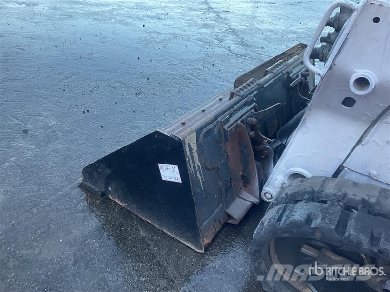 Bobcat T590 لوادر انزلاقية التوجيه