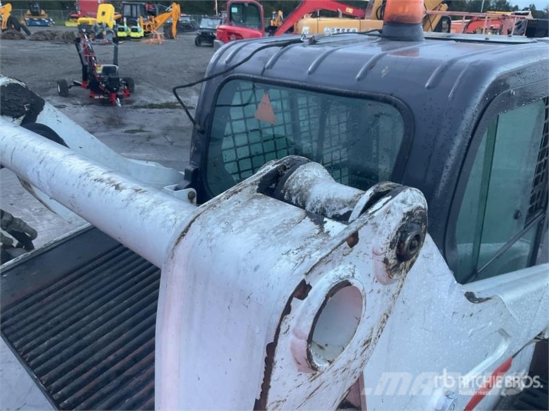 Bobcat T590 لوادر انزلاقية التوجيه