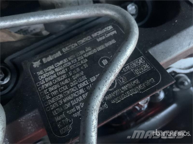 Bobcat T590 لوادر انزلاقية التوجيه