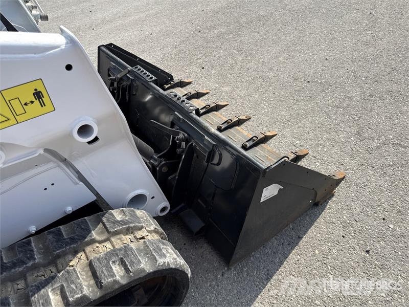 Bobcat T590 Carregadoras de direcção deslizante