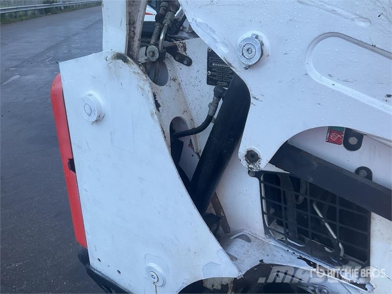 Bobcat T590 لوادر انزلاقية التوجيه