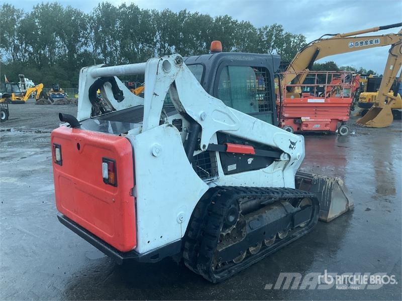 Bobcat T590 لوادر انزلاقية التوجيه