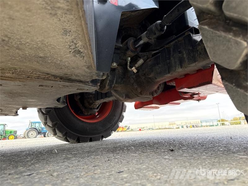 Bobcat TL25.60RB Telehandler مناولات متداخلة