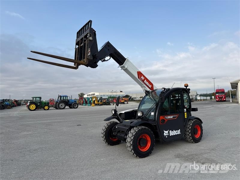 Bobcat TL25.60RB Telehandler مناولات متداخلة