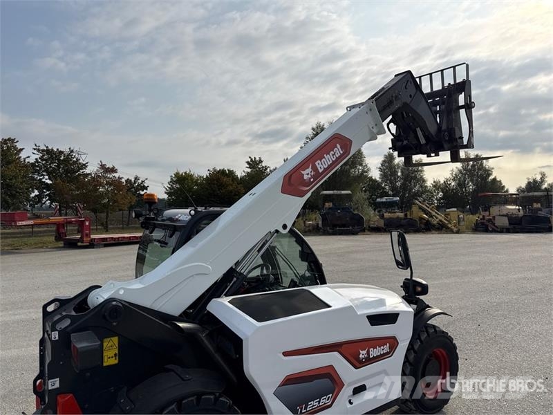 Bobcat TL25.60RB Telehandler مناولات متداخلة